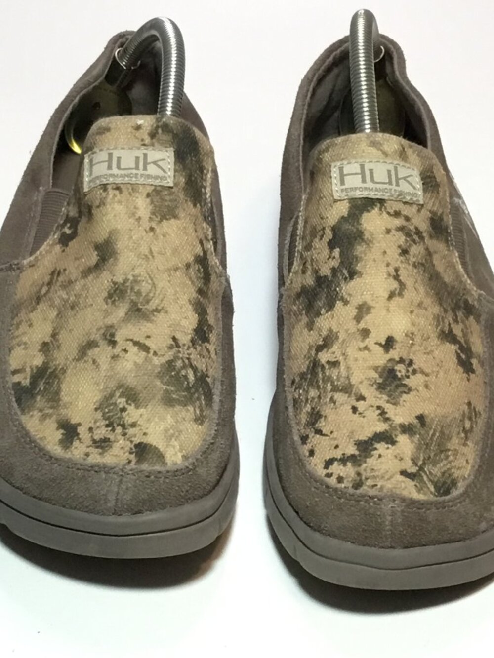HUK Shoes Men's 9 Brewster Slip On Camo Brown Leather Round Toe Casual Comfort